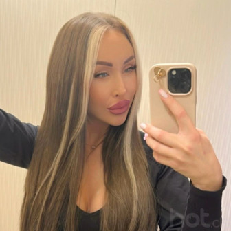 ARIA GLAM GIRL REISEBEGLEITUNGEN TRAVELESCORT UND TAGESESCORT IN EUROPA