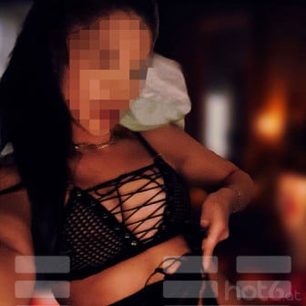 Neue junge Frau 😏 bietet Service nur mit Schutz
