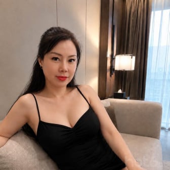 Chinesische Lady, 160 cm, 55 kg, schwarze Haare &ndash; direkt und selbstbewusst
